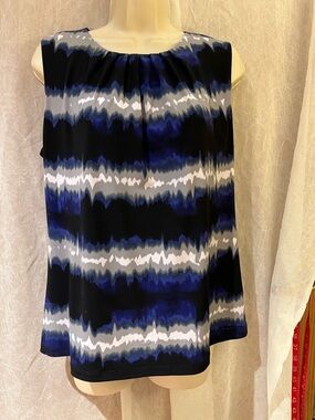 Calvin Klein lg Sleeveless Wave-Stripe Shell in Black, Navy & White